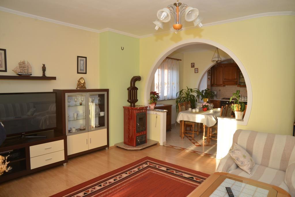 Peric Apartment *