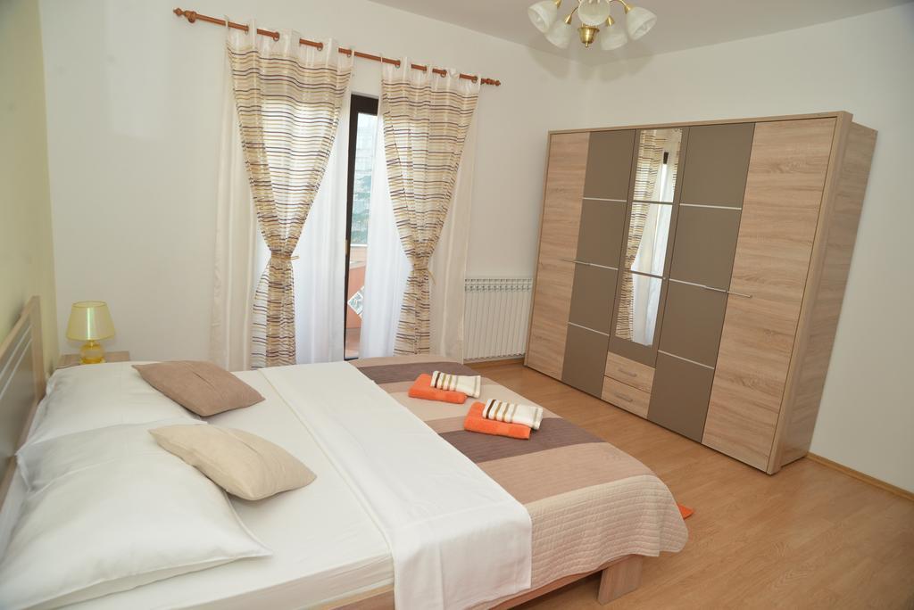 Peric Apartment *